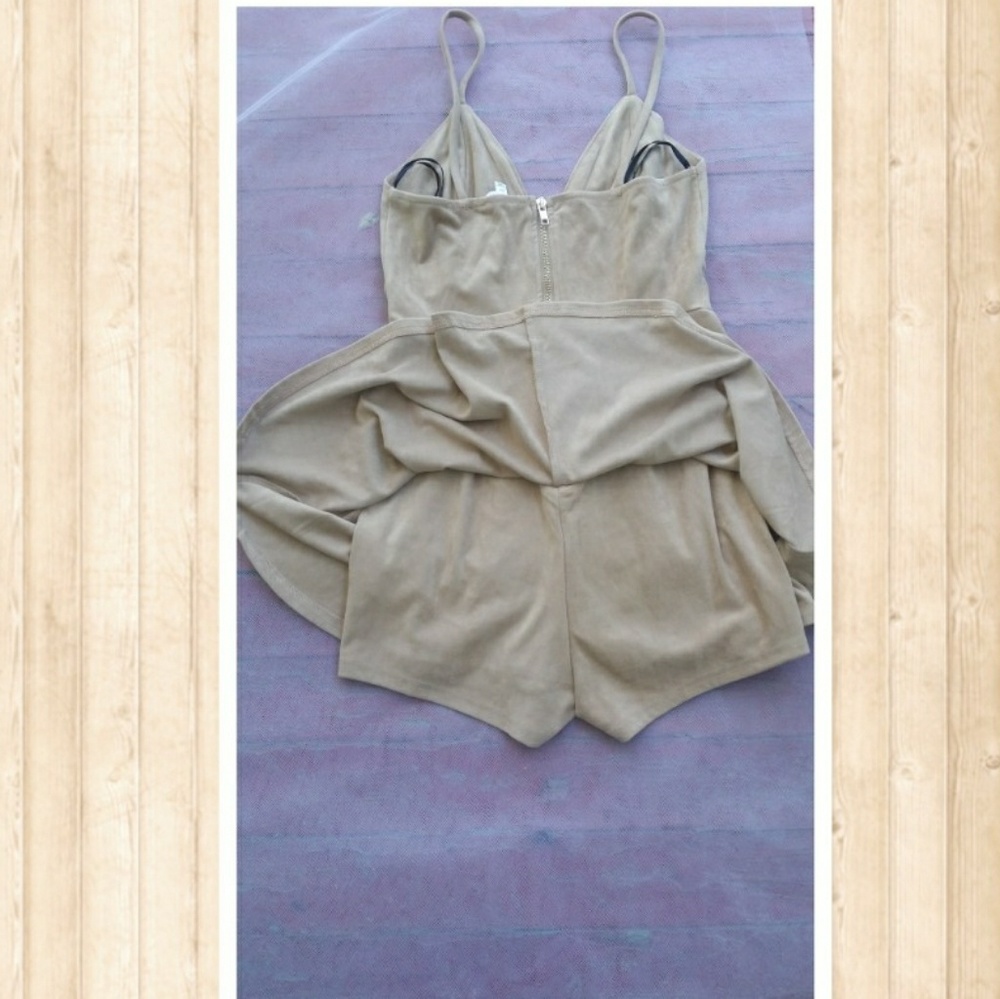 Romper - Picture 3 of 3